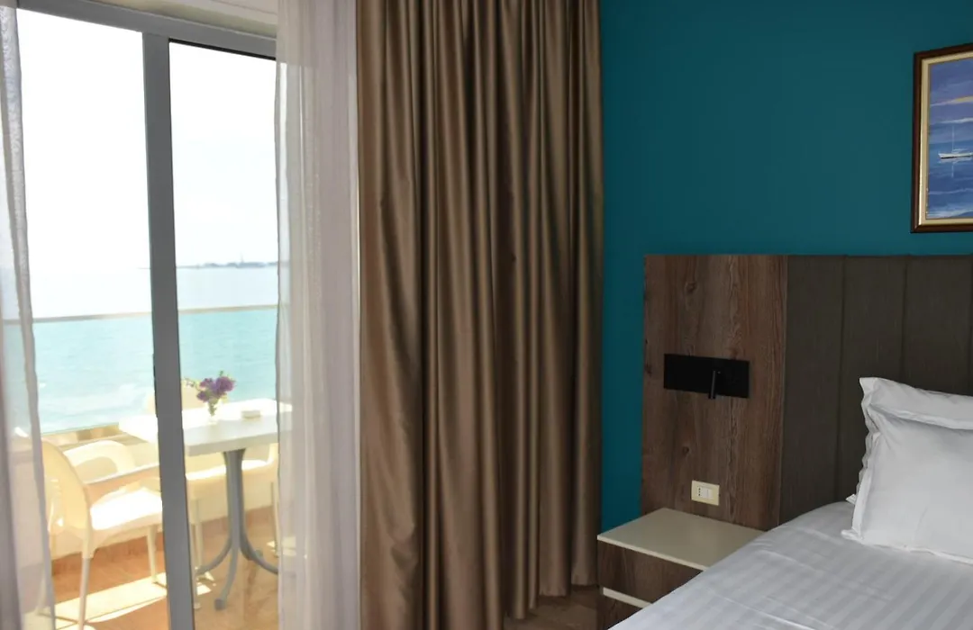 Hotel Vivas-1